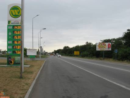 Білборд, Бігборд (Борд)  A у Василівці траса М-18 Харків - Ялта (343 + 250 ліворуч), 100 м. від заправки «WOG» у напрямку м. Василівка Фото 1